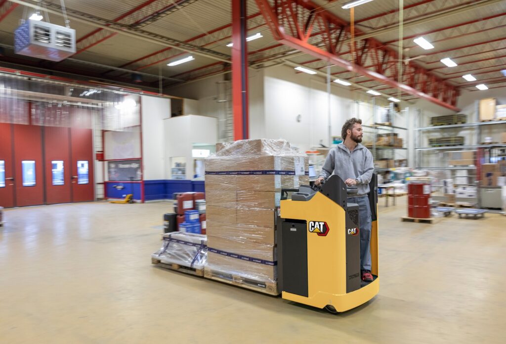 Cat-Lift-Trucks-NPR20-Stand-in-pallet-truck