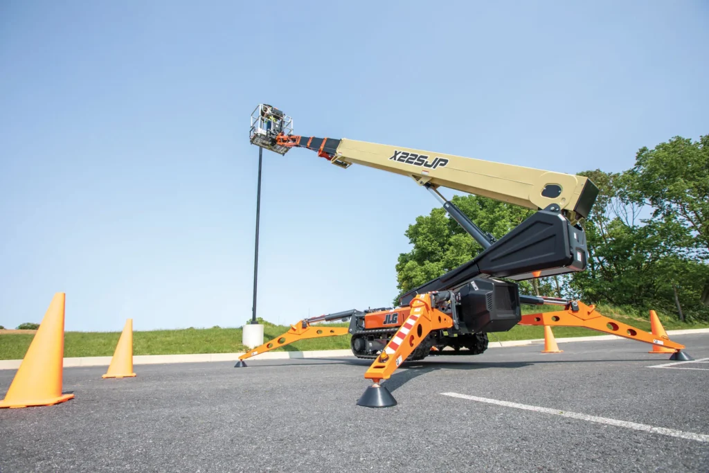 JLG Compact Crawler Boom Lifts
